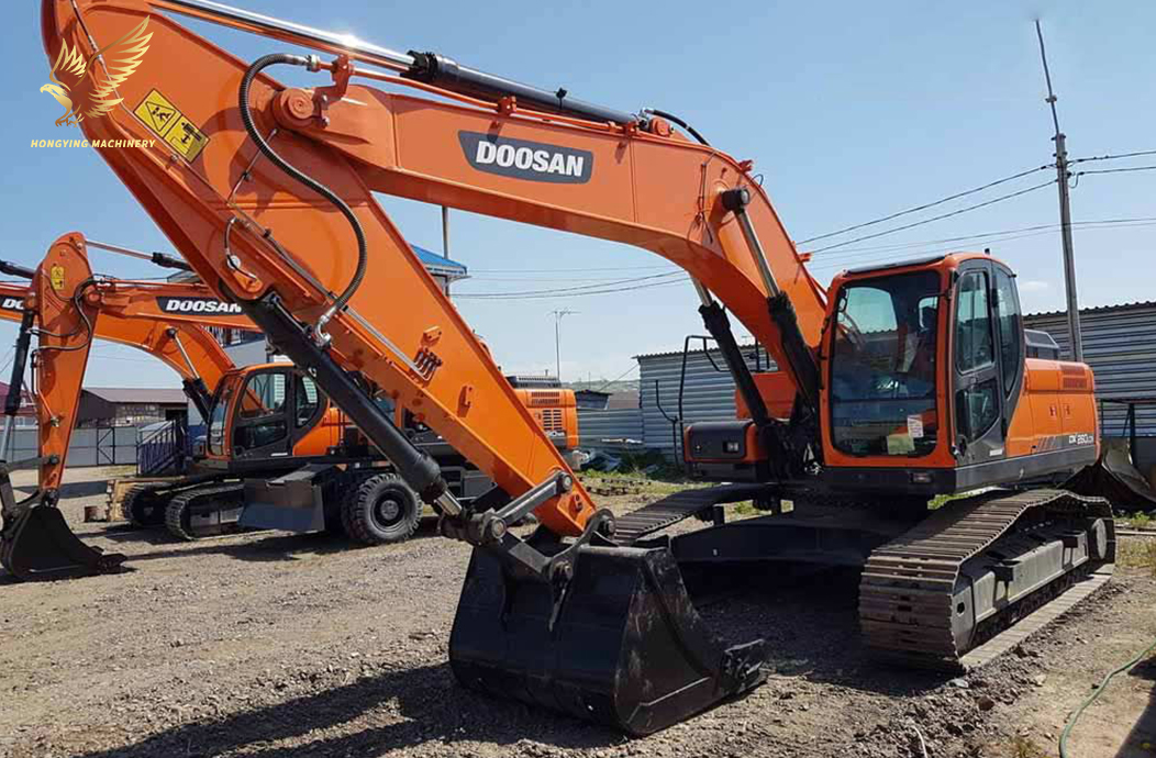 Used Doosan DX 260