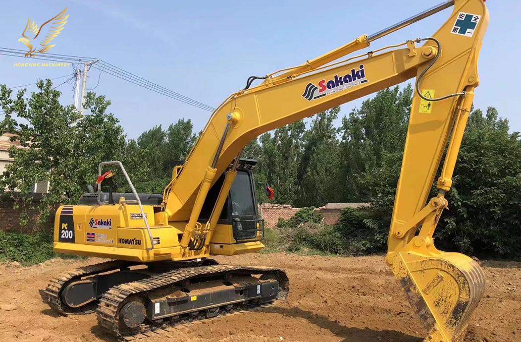 Used KOMATSU PC200