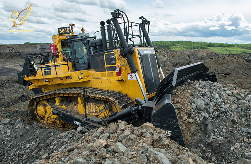 Used Komatsu D475 Bulldozer