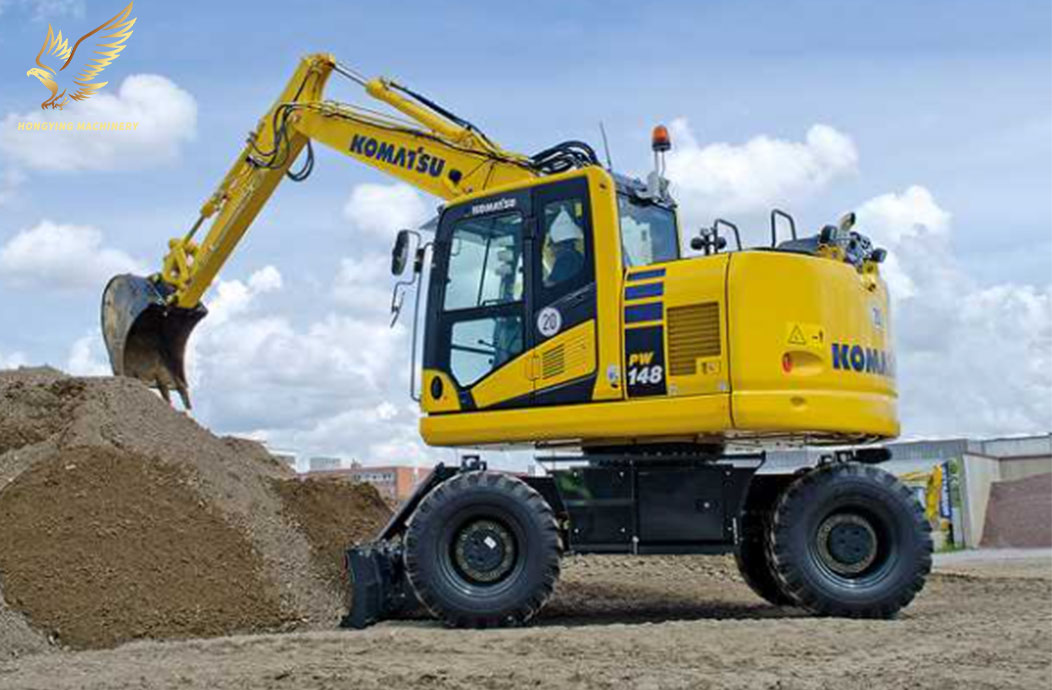 Used KOMATSU Wheel Excavator