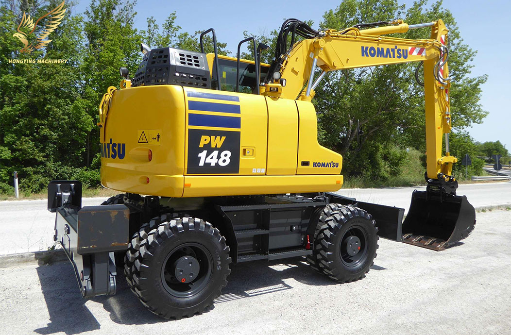 Used KOMATSU Wheel Excavator